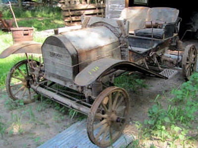 1910 Model E Brush front view