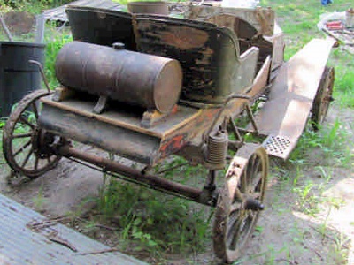 1910 Model E Brush rear view