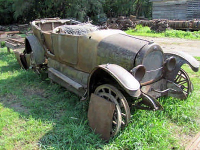 Overland Model 90 front view