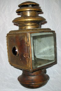 right-side view of brass right hand side lamp