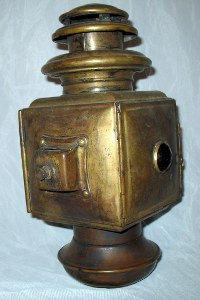 rear view of brass right hand side lamp