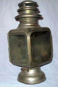 front view of gray & davis 934c brass lamp