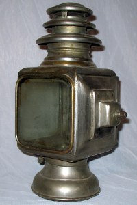 side view of gray & davis 934c brass lamp