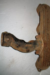 exhaust manifold front side