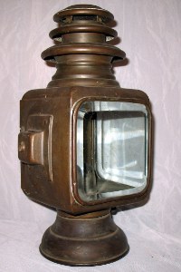 side view of Gray & Davis side lamp