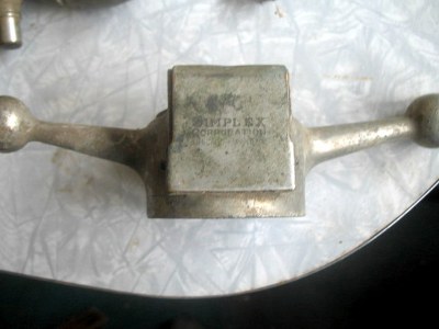 Simplex radiator cap