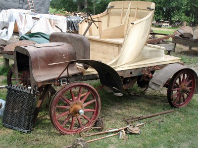 1906 Cadillac side view