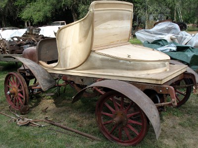 1906 Cadillac left view