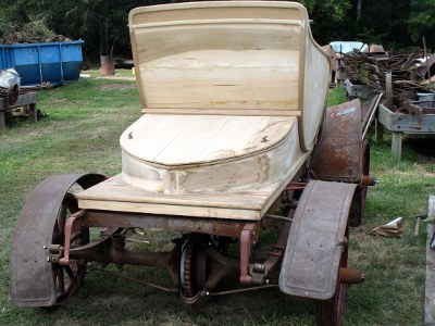 1906 Cadillac rear view