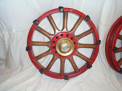 12 spoke Cadillac wheel with brass hub